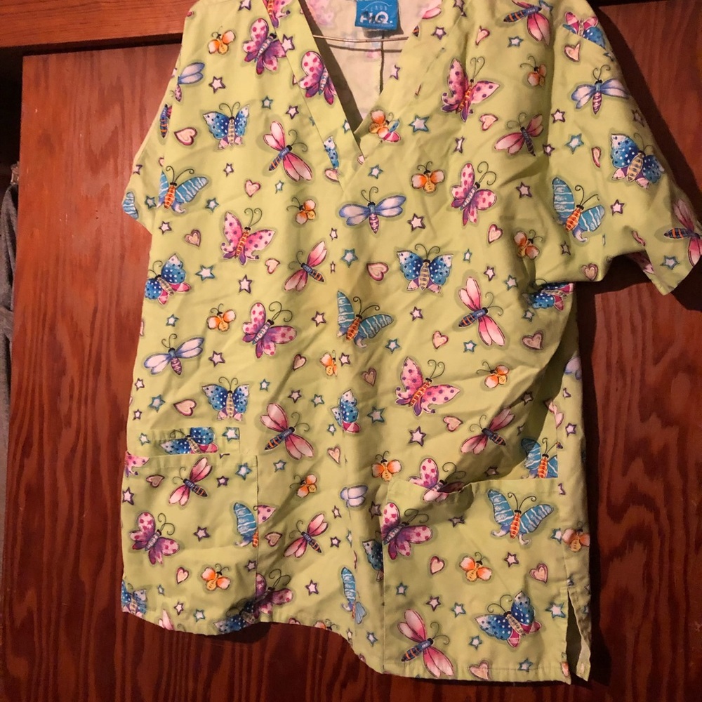 Scrub top